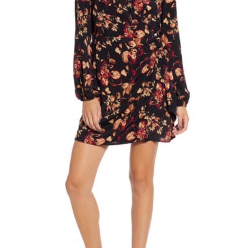 Hello Fall 🍁🍂 Leith Shift Dress XS Black Floral Button Sleeves Keyhole Back